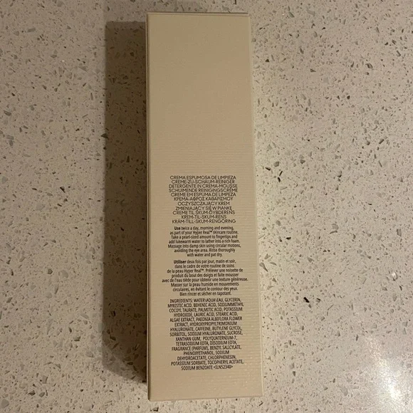 Mac hyper real fresh canvas cream-to-foam cleanser - Picture 6 of 9